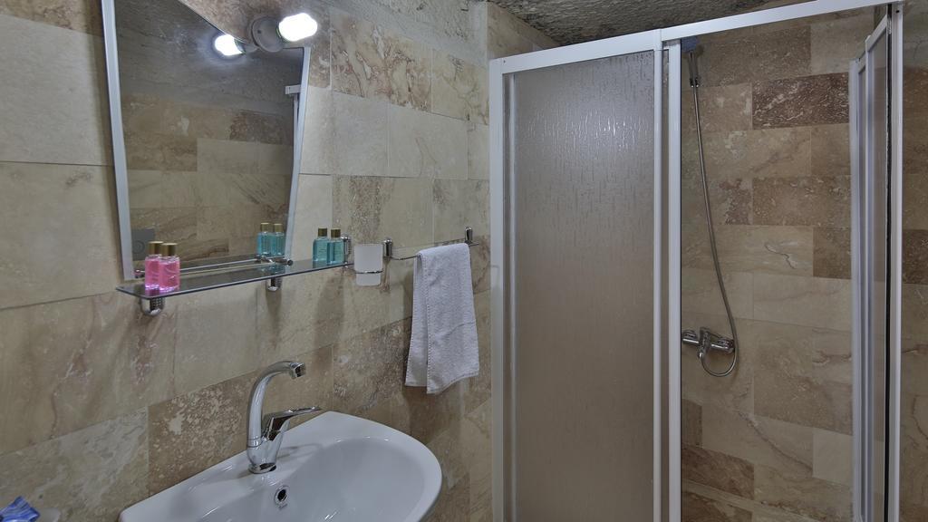 Garden Cave Hotel Гьореме Номер фото